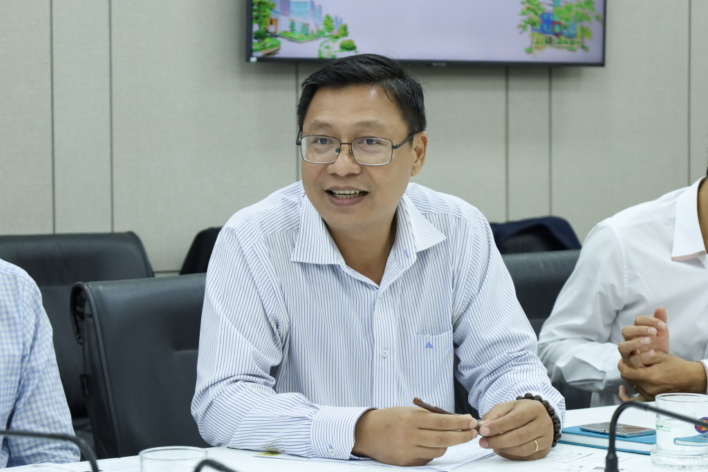 PGS. TS. Huỳnh Ngọc Thu, Trưởng khoa Việt Nam học chia sẻ về việc hợp tác Tổ chức thi và cấp chứng chỉ năng lực tiếng Việt của hai trường - Ảnh: QUỲNH NHƯ