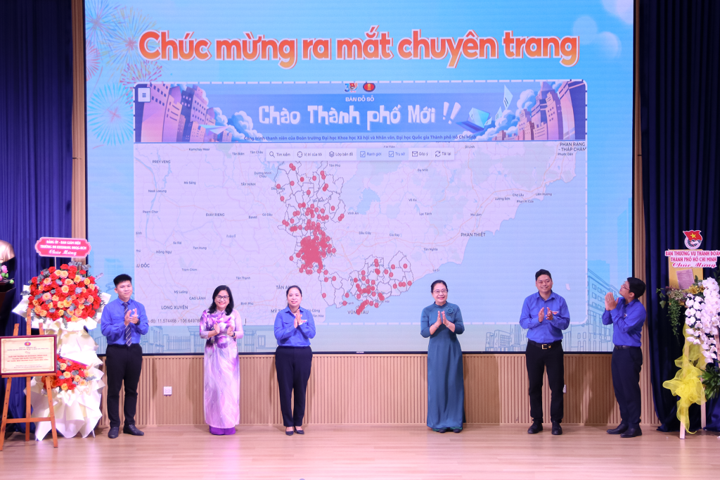 Chuyên trang “Chào Thành phố mới” góp phần hỗ trợ người dân thích ứng nhanh chóng với các thay đổi hành chính - Ảnh: ĐỨC ÂN