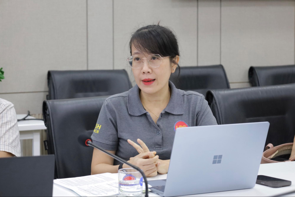 Các thầy cô đại diện Nhà trường đặc biệt quan tâm đến hai vấn đề: Đào tạo và nghiên cứu - Ảnh: THUÝ QUỲNH
