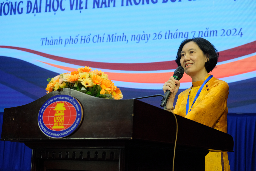 TS. Hoàng Mai Khanh tổng kết buổi hội thảo - Ảnh: Huyền Linh