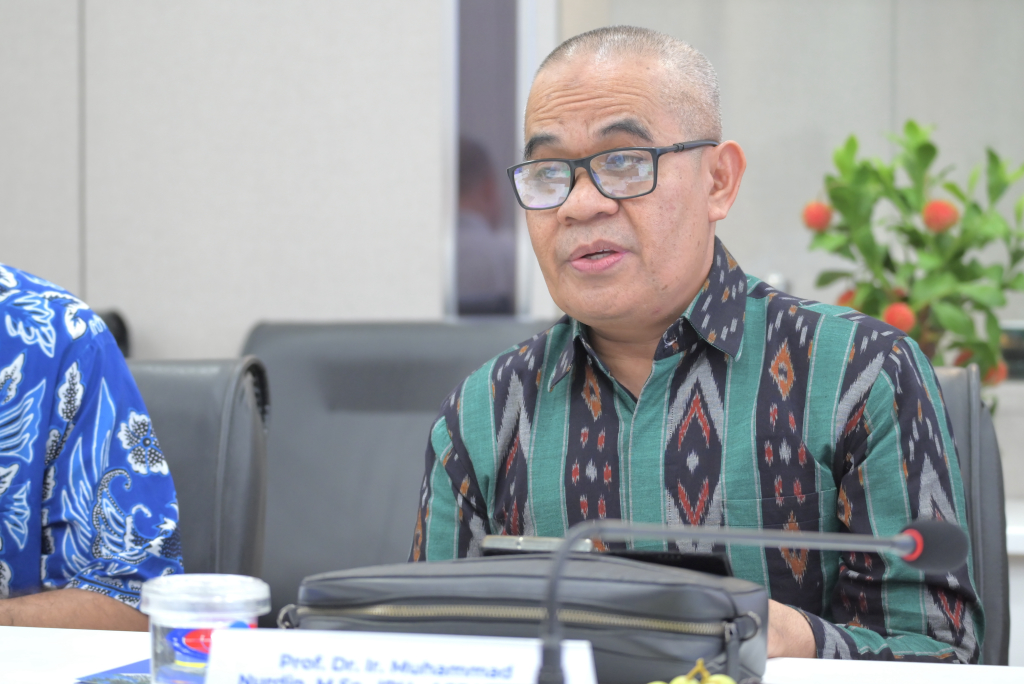GS.TS. Ir. Muhammad Nurdin tin rằng Biên bản ghi nhớ hợp tác sẽ đặt nền móng cho người học ở hai cơ sở và của cộng đồng học thuật - Ảnh: Ý NGUYỄN