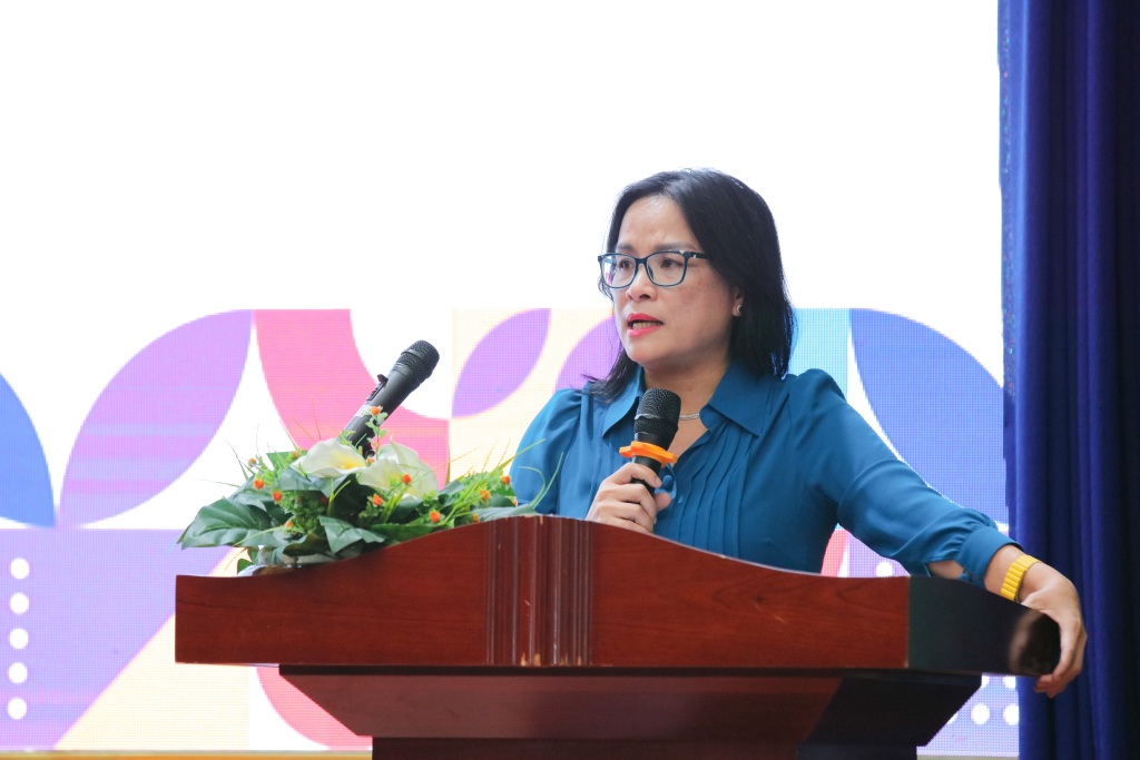 GS. TS. Ngô Thị Phương Lan đề cao trách nhiệm cá nhân và sự phối hợp chặt chẽ giữa các đơn vị trong Nhà trường - Ảnh: LÝ NGUYÊN
