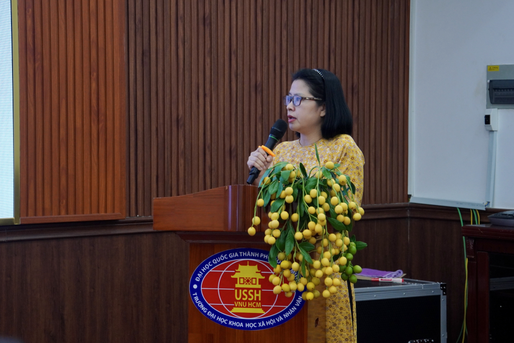 TS. Võ Thị Như Hằng đề xuất mở ngành Quan hệ công chúng, hướng đến đào tạo nguồn nhân lực chất lượng cao, có năng lực cạnh tranh quốc tế, phục vụ phát triển bền vững và hội nhập toàn cầu - Ảnh: KHÁNH MY