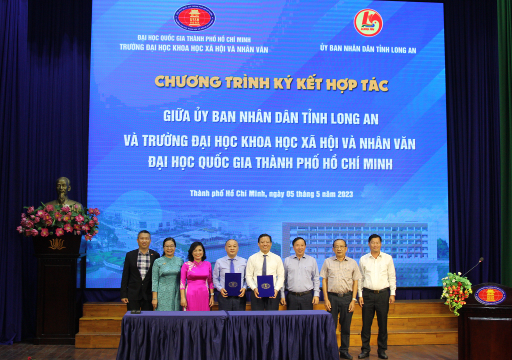 Ông Phạm Tấn Hòa khẳng định vai trò của cả hai đơn vị trong việc phát triển kinh tế - xã hội - Ảnh: Phạm Trí