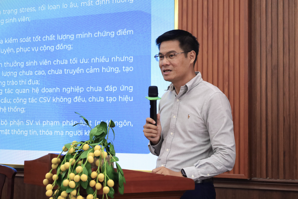 “Hoạt động về nghệ thuật, hỗ trợ về sức khỏe tinh thần, trải nghiệm doanh nghiệp đã bắt đầu có những sự thay đổi”, ThS. Trần Nam khẳng định - Ảnh: MAI HƯƠNG