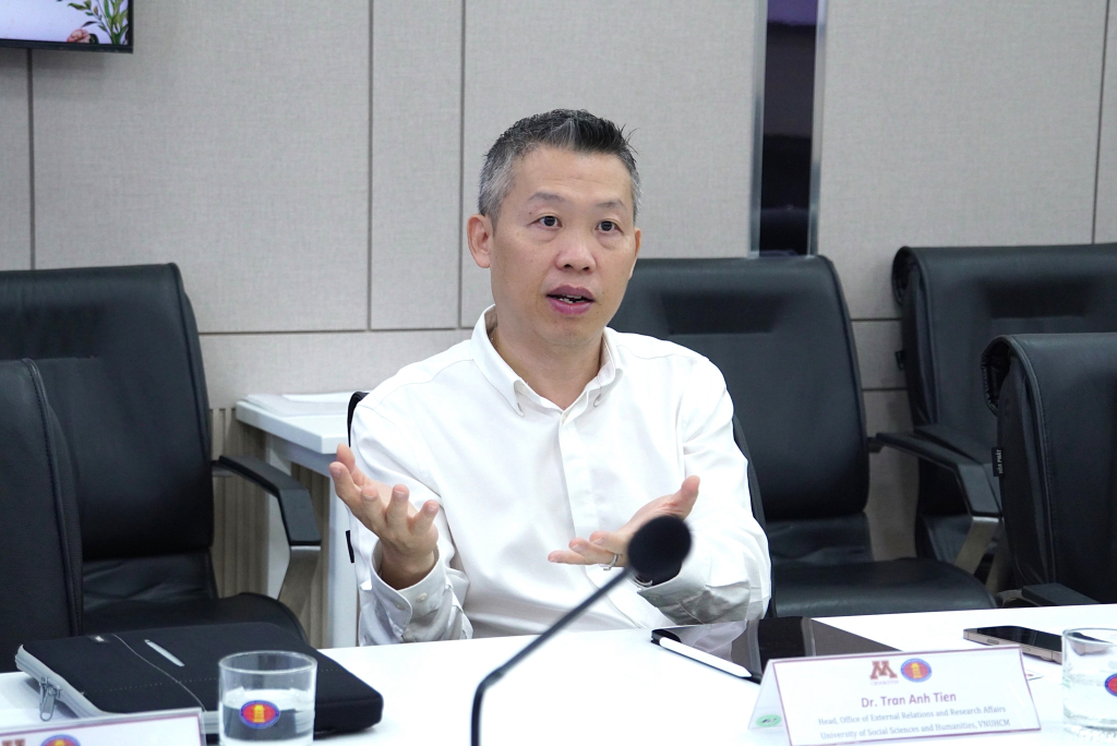 TS. Trần Anh Tiến cho biết Nhà trường có thể tiếp nhận sinh viên trao đổi từ UMC đến học tập - Ảnh: KHÁNH MY