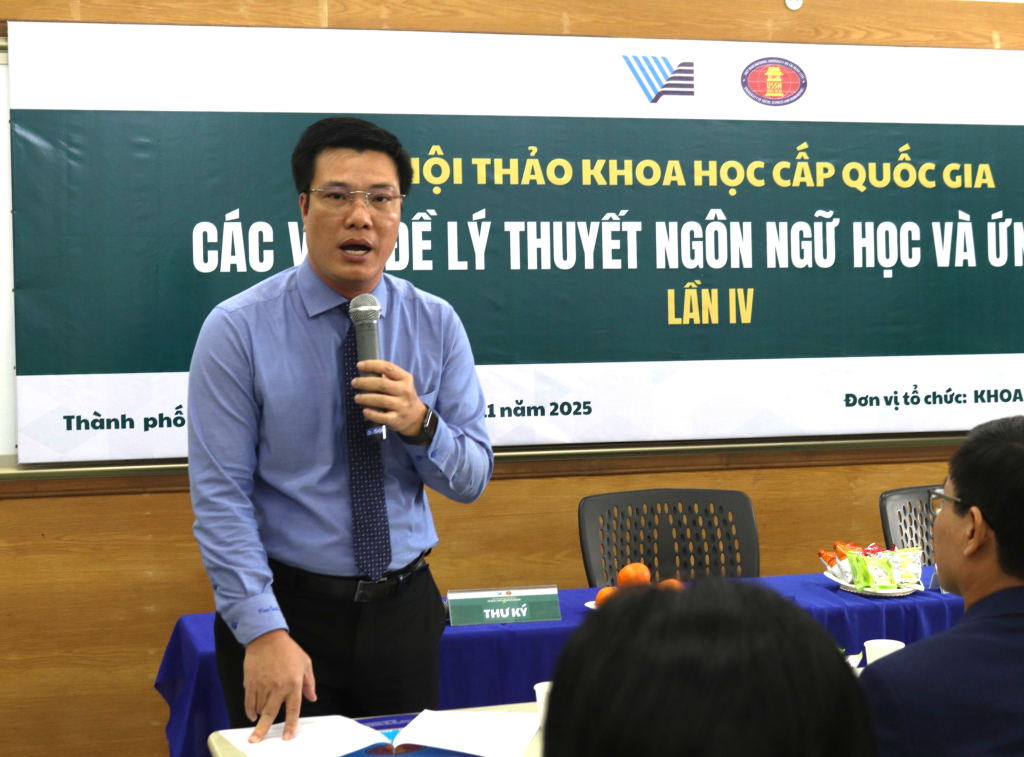 PGS.TS. Lưu Văn Quyết cho biết chủ đề hội thảo năm nay tập trung vào nhiều các khía cạnh về ngôn ngữ tri nhận - Ảnh: MINH THƯ