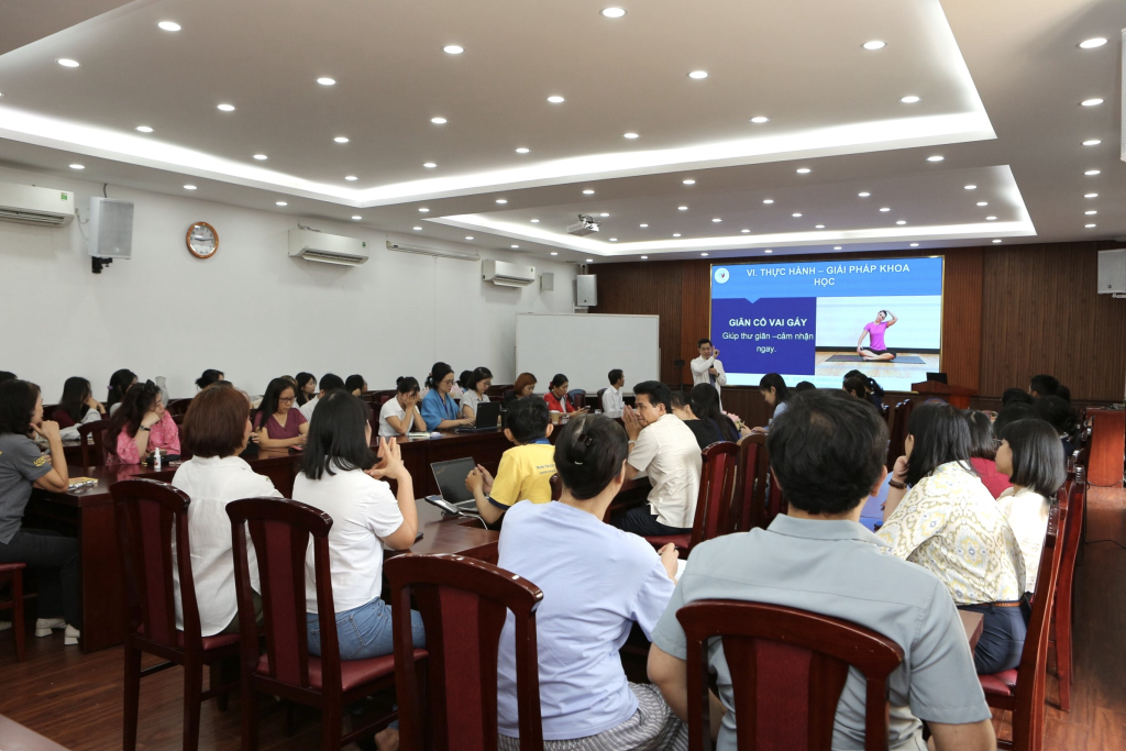 Chương trình hướng đến nâng cao nhận thức về phương pháp chăm sóc sức khỏe tự nhiên, góp phần cải thiện chất lượng cuộc sống một cách bền vững - Ảnh: NGHI CHÂU