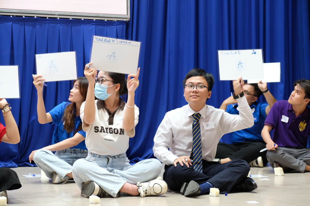 Đoàn viên sinh viên Trường tham gia tích cực trong sân chơi “Hành trình Cộng sản trẻ” - Ảnh: Sức trẻ Nhân Văn 