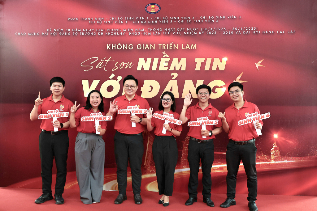 Một số hình ảnh về buổi triển lãm - Ảnh: THANH HẢI